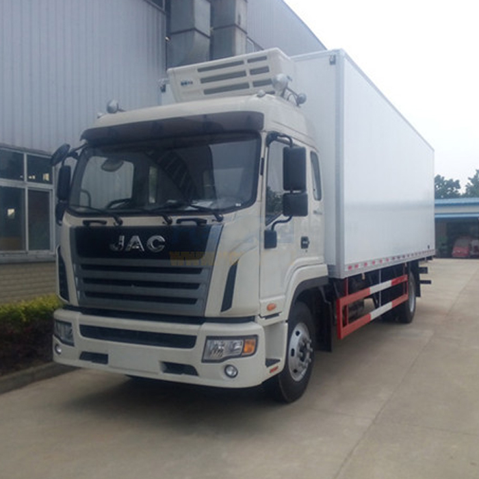 JAC Gallop 4X2 Euro3 refrigerator box truck 180hp 30-35m3 good quality